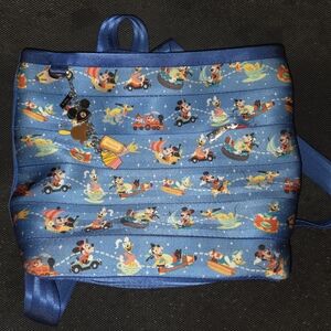 Harveys Disney Play In The Parks edition Backpack